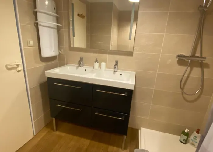 Joli Et Agreable Apartment