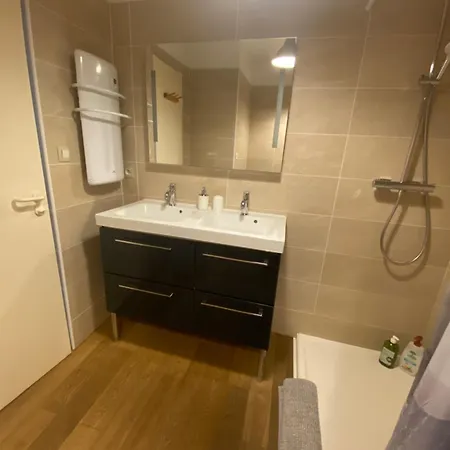 Joli Et Agreable Lägenhet